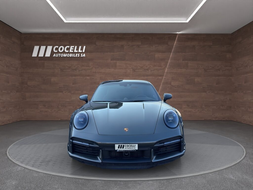 PORSCHE 911 Turbo S PDK